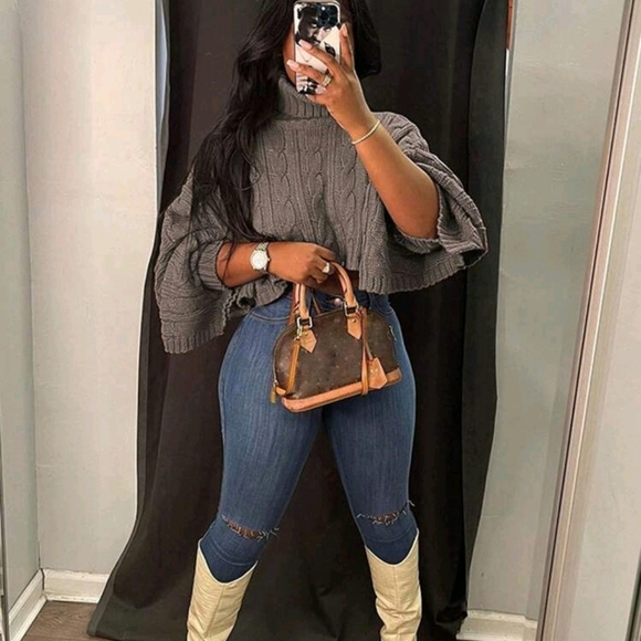 Women's Solid Color Turtleneck Loose Cropped Sweater, Autumn/Winter - Picture 2 of 6